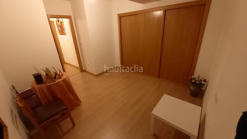 Foto 675a8390-f1bc-48a0-98ba-b8901c62a71a. Pis amb calefacció aparcament a Ponteareas