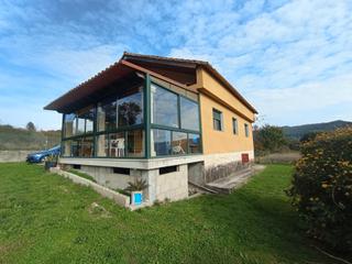 Lloguer Casa a Mondariz. Casa de 3 dormitorios, 2 baños, amueblada, parcela de 1822m2 zon