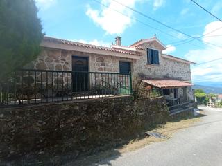 Casa en Covelo (O). Gran casa de 4 dormitorios, 195m2, a tan solo 5 min del enlace d