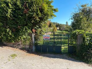 Residential Plot in Ponteareas. Solar de 1522m2 con caseta de aperos y conexiones de luz y agua