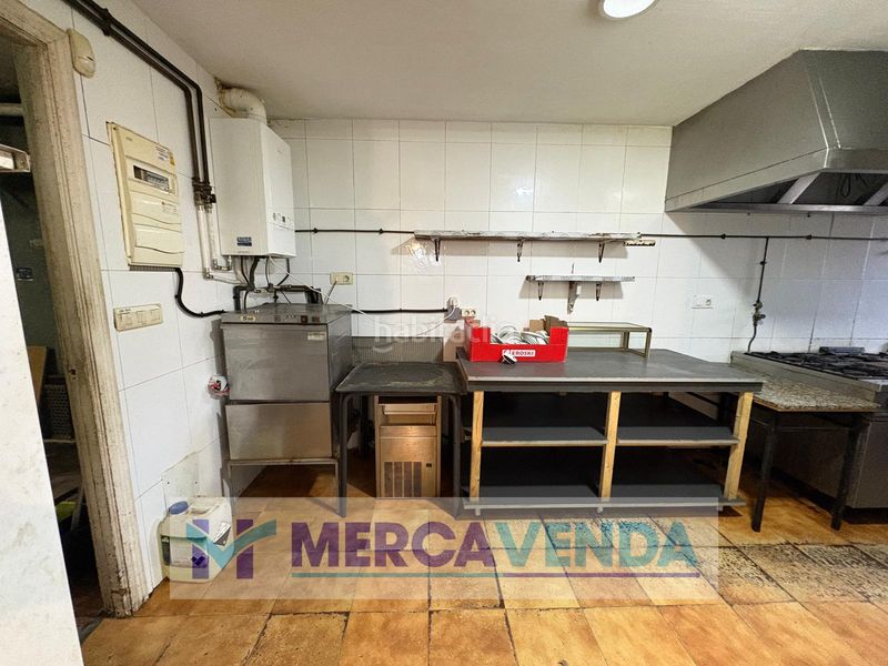 Foto 44138a71-afb2-43ae-914e-7374d7b9a6eb. Location local commercial dans lugar igrexa 19 dans Covelo (O)