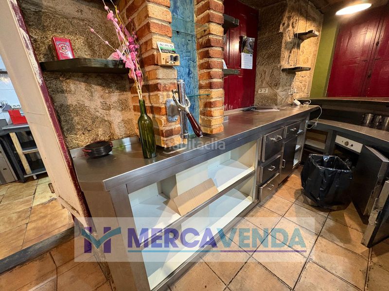 Foto 62d71299-2ccb-4ecd-95ee-434284c0aad5. Location local commercial dans lugar igrexa 19 dans Covelo (O)