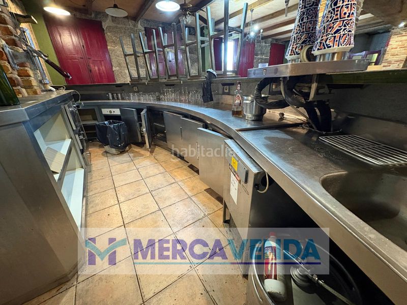 Foto ba432b42-ba50-41f9-bf1c-4f5a716ce0ba. Location local commercial dans lugar igrexa 19 dans Covelo (O)
