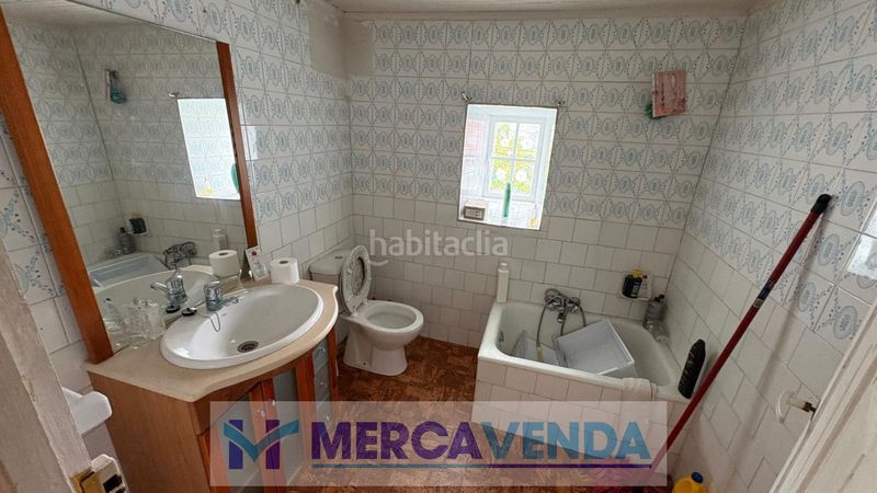 Foto 47c9a591-e618-4907-b82e-372eda095629. Casa amb aparcament a Covelo (O)