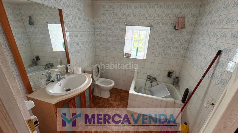 Foto 6ec8fbf1-7f89-4140-bc0c-b05dc68d7204. Casa amb aparcament a Covelo (O)