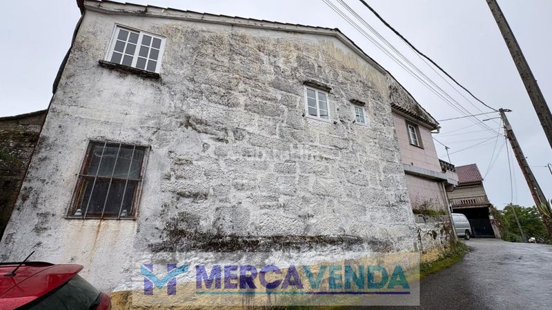 Foto 6f9778fd-9619-4713-b36f-e4731df453ac. Casa amb aparcament a Covelo (O)