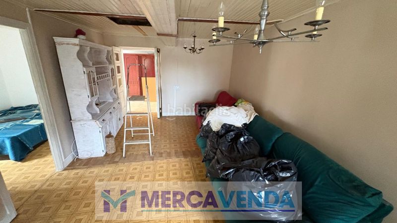 Foto c145fc0c-718c-4d54-acc1-2b701dbbcb4e. Casa amb aparcament a Covelo (O)