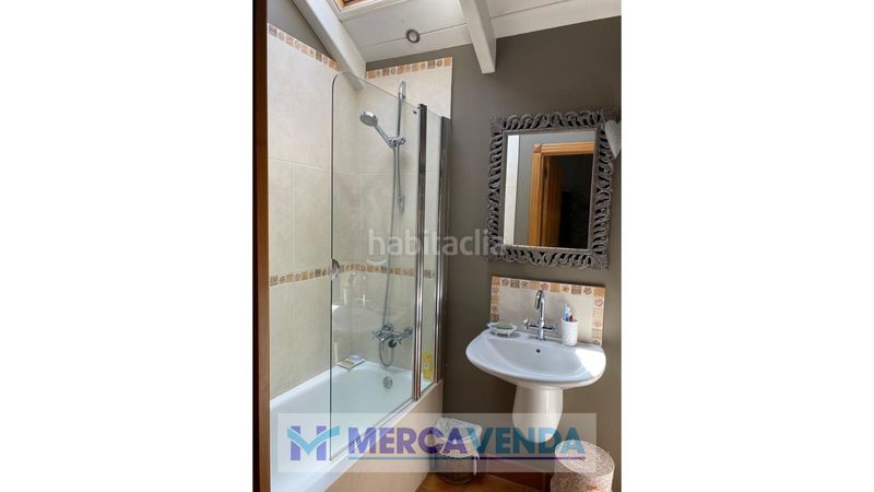 Foto 08a491af-6b97-46e1-b8cf-1f287e9bb2d4. Casa amb calefacció piscina a Covelo (O)