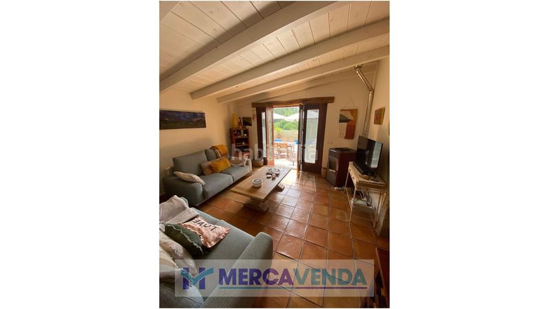 Foto 54ea3dd8-91a5-4019-ba86-04afd2fa6dff. Casa amb calefacció piscina a Covelo (O)