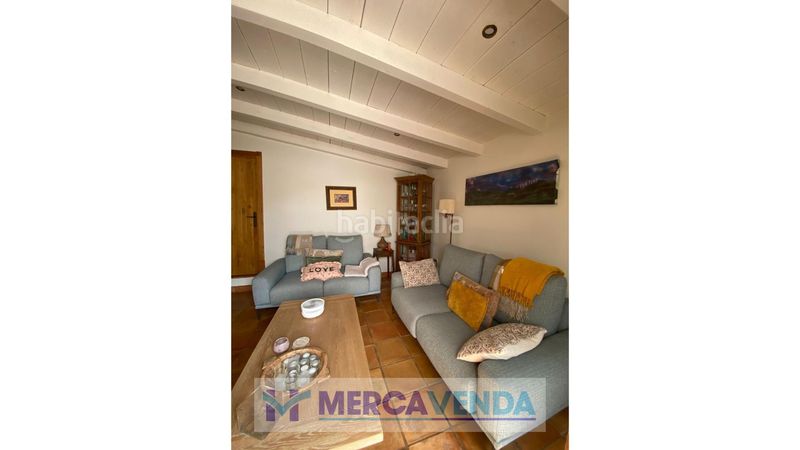 Foto 608de5f2-7563-4bad-9f1f-c2469365e4e5. Casa amb calefacció piscina a Covelo (O)
