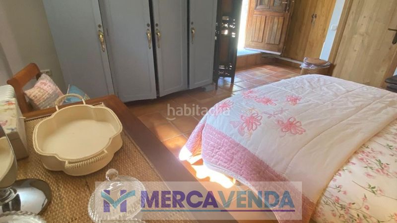 Foto 6de62e2d-768f-4bb1-b654-c398244c37c8. Casa amb calefacció piscina a Covelo (O)