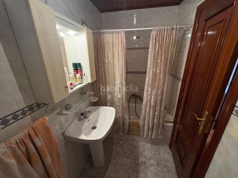 Foto acabf0bb-8504-474a-b677-65ab4a8031f9. Casa a Arbo