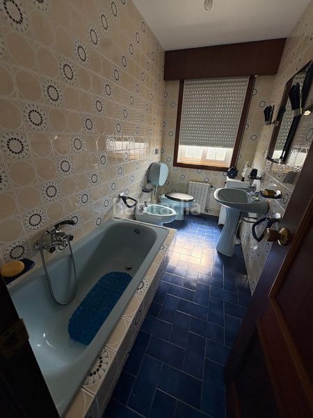 Foto ee8b0ebf-84fd-41ed-90bd-e5fcf83a6a01. Lloguer casa amb calefacció aparcament a Arbo