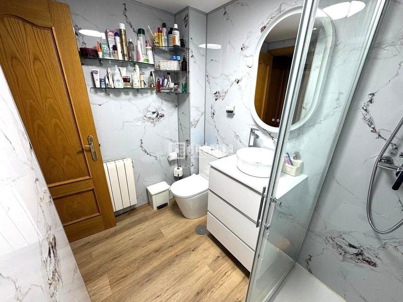 Foto 0b79dc46-fc81-4b99-a5f4-38cfe1b7ebb2. Appartement avec chauffage parking dans Valleaguado-La Cañada Coslada