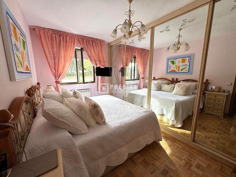 Foto 2f11115b-5c1b-4bde-a77f-2978b825f979. Appartement avec chauffage parking dans Valleaguado-La Cañada Coslada