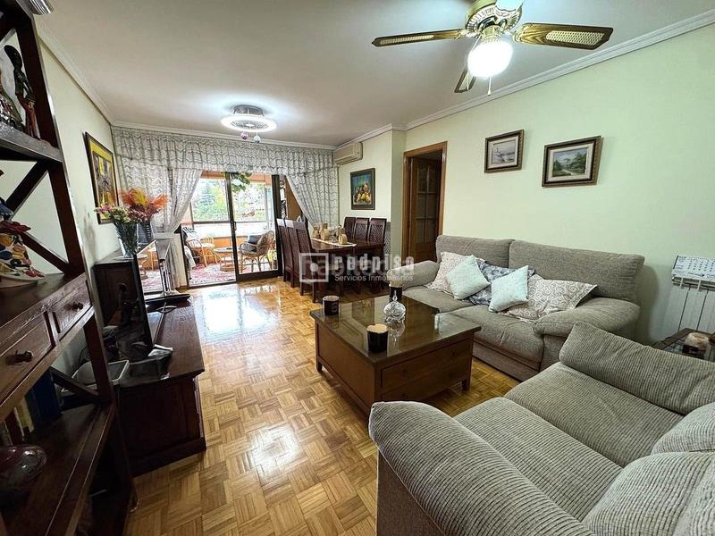 Foto 4271a915-fd5d-4755-ad0d-cd1d7b773adc. Appartement avec chauffage parking dans Valleaguado-La Cañada Coslada