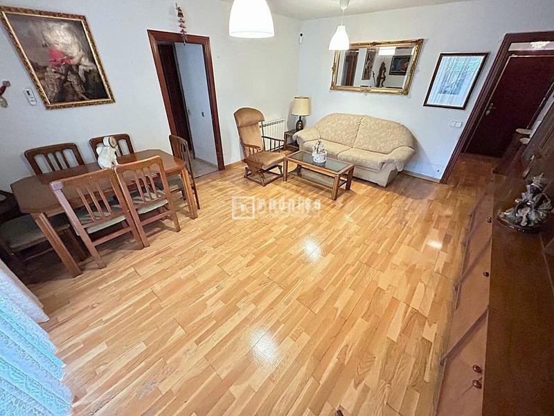 Foto 8cb0f903-c4ec-4cc9-b0f5-a9d90b04f284. Appartement avec chauffage parking dans Valleaguado-La Cañada Coslada