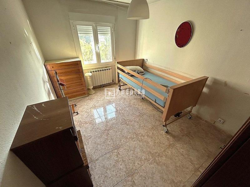 Foto 1b535cb1-cddd-48d3-99f8-c19e4f2117d4. Flat with heating parking in Valleaguado-La Cañada Coslada