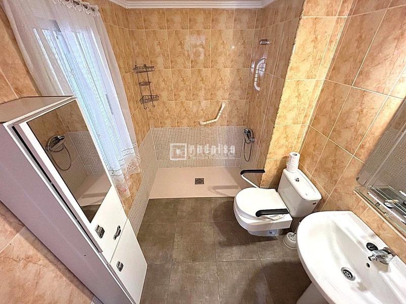 Foto 4249764c-e061-427b-80e5-6a61746b59b1. Piso en Valleaguado-La Cañada Coslada