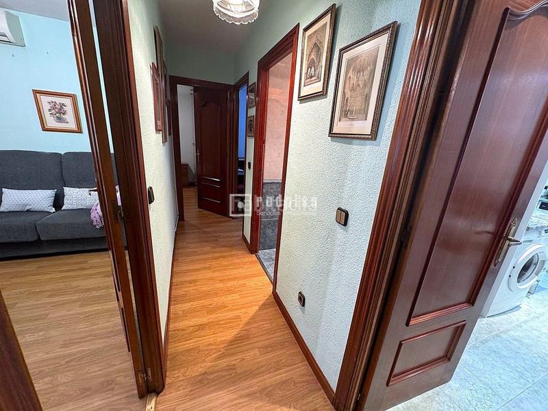 Foto c1a1095e-6cf1-4051-af51-3a47c18160b8. Miete etagenwohnung mit heizung in Coslada pueblo Coslada