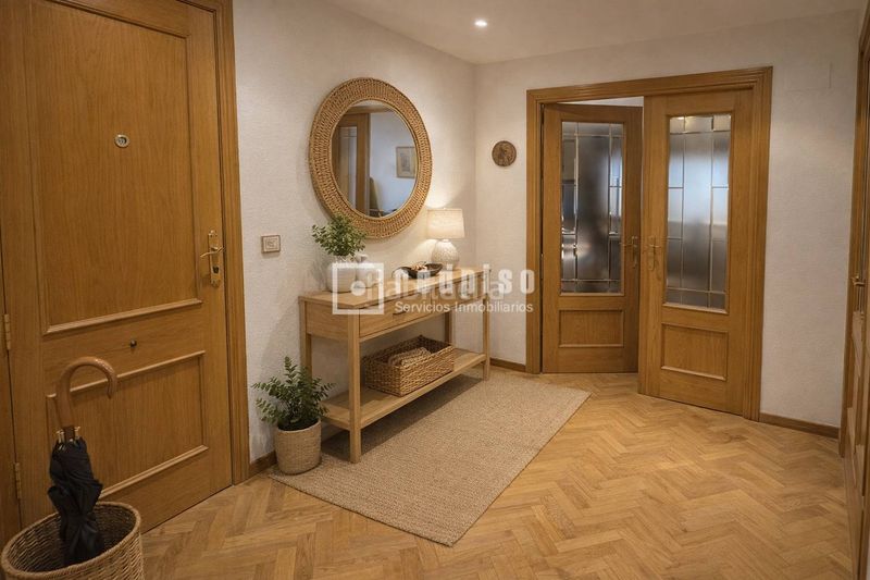 Foto 27b0f744-83d7-45ba-8452-74f7c54d629a. Pis amb calefacció aparcament piscina a El Barral Ferial Coslada