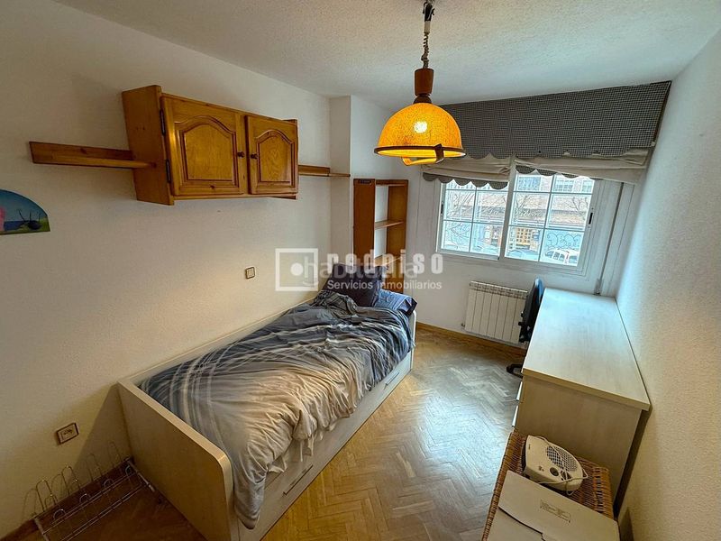 Foto 2bc5bf22-3315-4c7d-af2e-e2ecb7a46f33. Pis amb calefacció aparcament piscina a El Barral Ferial Coslada