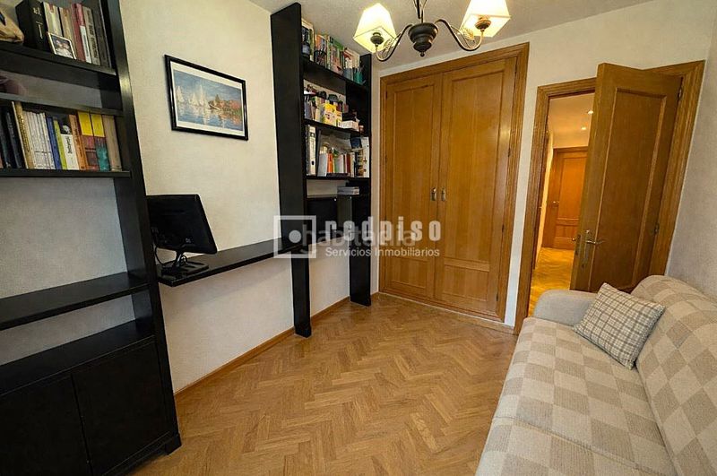 Foto 74978497-4ebd-4faa-860a-11c4a1e1cf6c. Pis amb calefacció aparcament piscina a El Barral Ferial Coslada