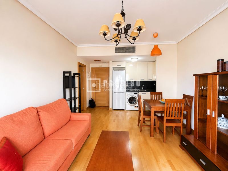 Foto 71cedf86-011e-4084-ba9d-d2231ac3c8e3. Rent flat with heating parking pool in El Barral Ferial Coslada