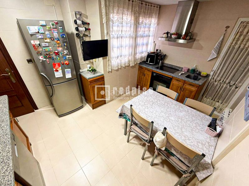Foto cd39d862-b2b7-41a1-bf75-c35a164fba72. Flat with heating in Valleaguado-La Cañada Coslada