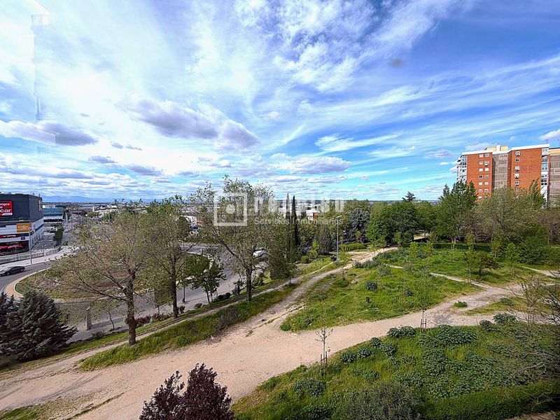Foto c804c589-c9e3-44b6-b024-4f7e4f5e75c7. Pis amb calefacció a La Espinilla-Parque Blanco Coslada