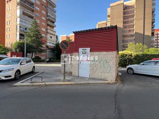 Lloguer Aparcament cotxe a La Espinilla-Parque Blanco. Redpiso coslada alquila plazas de garaje en valleaguado, coslada