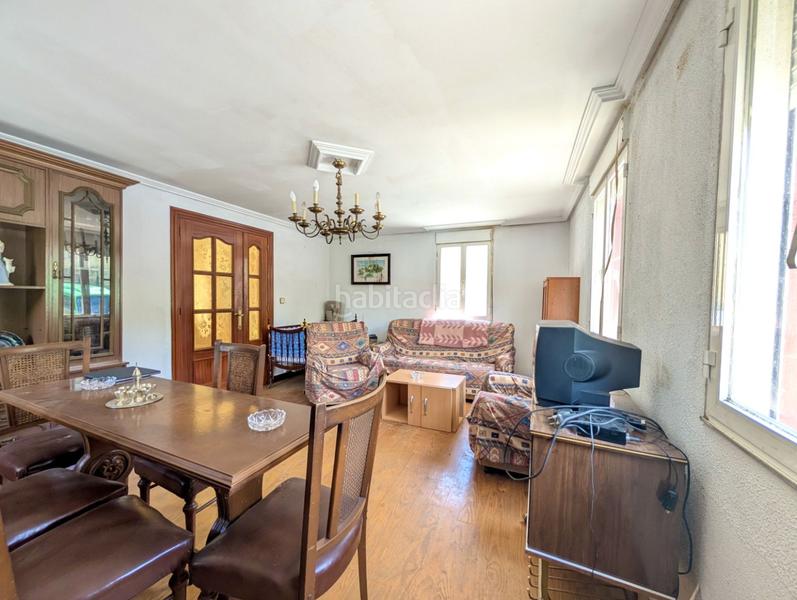 Foto b568ec94-3f21-44fc-bd8d-b13fa7428e80. Casa huno grupo inmobiliario te presenta en exclusiva esta magnífica casa , un hogar lleno de posibilidades situado en un entor en Riosa