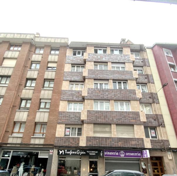 Foto 9d937a87-9af9-490a-aa6e-6a4c8b082db4. Pis a Gijón - cl adosinda 15 a Centro Gijón