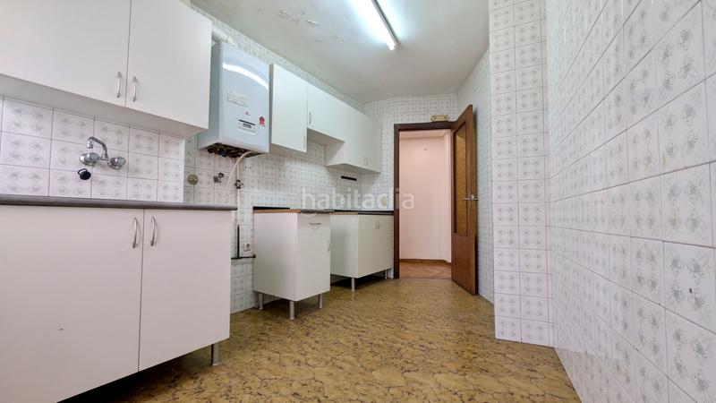 Foto fa502096-1022-4ce6-9fbd-a38640c786f6. Pis a Gijón - cl adosinda 15 a Centro Gijón