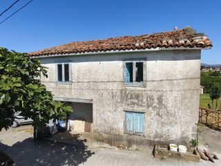 Casa a Villaviciosa - cs cueto 4. Inca con más de 3.000 m, dos viviendas y gran potencial de desar