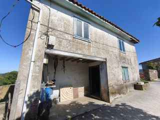 Casa a Villaviciosa - cs cueto 4. Inca con más de 3.000 m, dos viviendas y gran potencial de desar