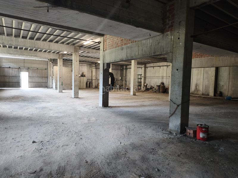 Foto 5eda1b56-c3f9-4e34-aa4d-b2913ce25776. Bâtiment à usage industriel dans Carreño - carretera as-19 dans Carreño