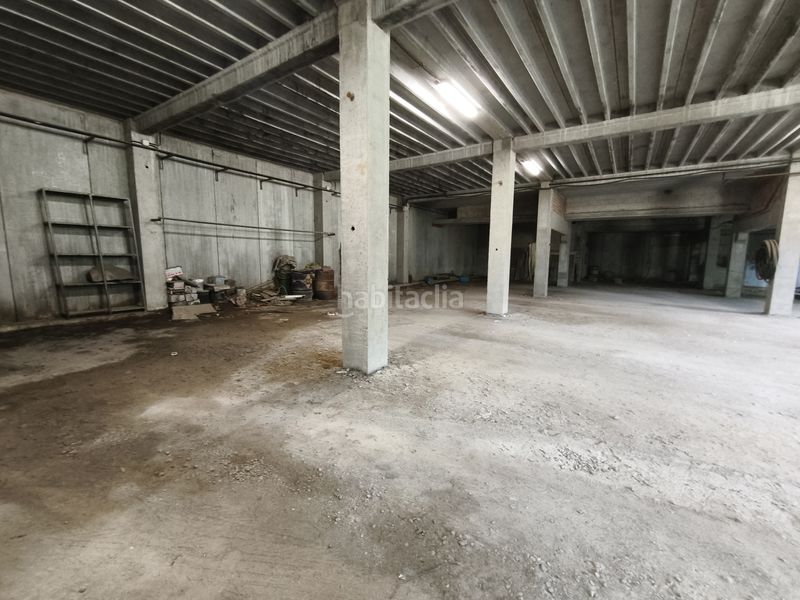 Foto f6f0d2dd-1e4d-4a56-8c3f-124862af3980. Bâtiment à usage industriel dans Carreño - carretera as-19 dans Carreño