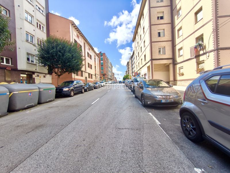 Foto ffe83ca7-1c73-47d9-adca-32df6ccd1fa5. Appartamento in Gijón - cl feijoo 64 in El Coto Gijón