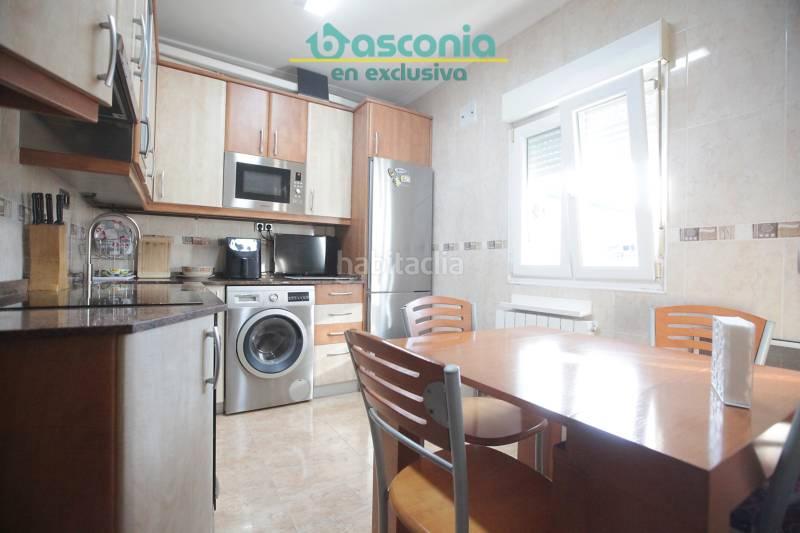 Foto 4ae6b52f-b526-45c8-ac54-dab96ab68cf6. Piso vivienda en arkotxa para entrar a vivir. en Galdakao