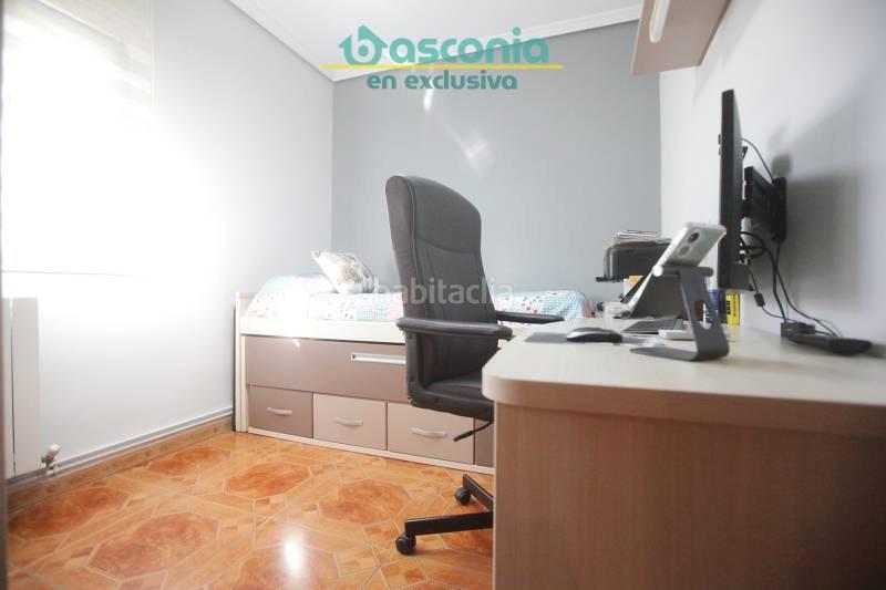Foto eef35b84-e23f-41b8-8add-e192b513144b. Piso vivienda en arkotxa para entrar a vivir. en Galdakao