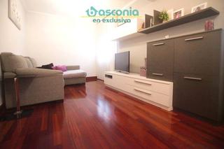 Etagenwohnung  Autonomia kalea. Inmobiliaria basconia gestiona la venta de vivienda en el centro