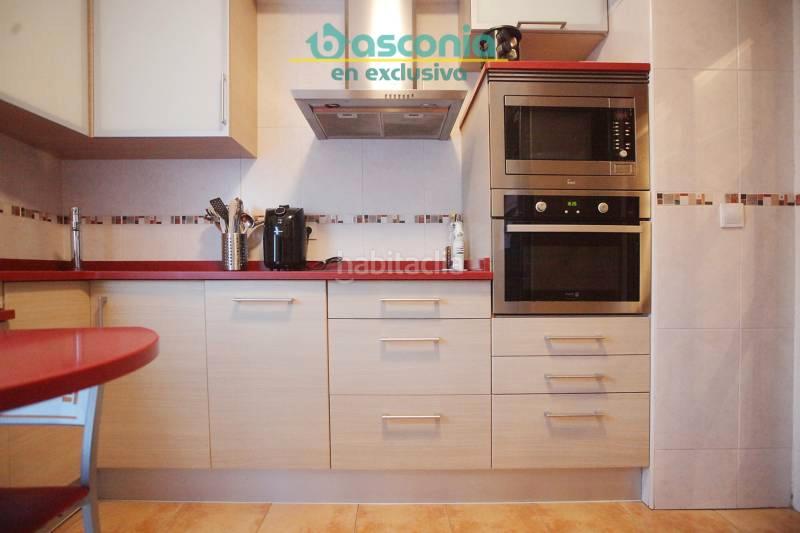 Foto 261da236-8244-4833-8fce-66427bbf14e8. Pis amb calefacció aparcament a Kalero-Basozelai Basauri