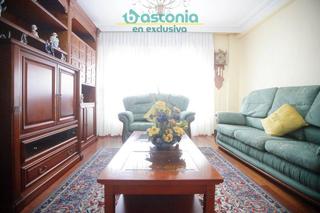 Appartement  Agirre lehendakaria kalea. Inmobiliaria basconia gestiona la venta de vivienda en el centro