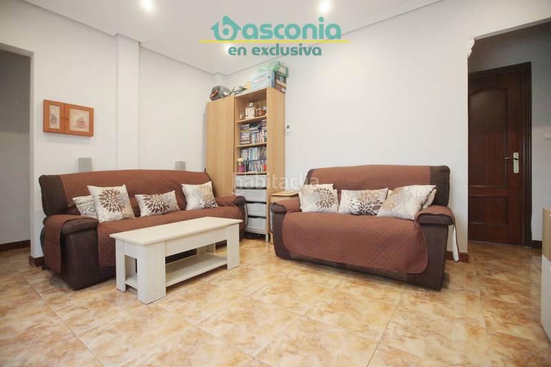 Foto 31854a8d-384f-495e-937c-bf556aabf086. Flat with heating in Galdakao