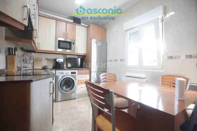 Foto 912a9932-b603-49dd-aaeb-9eaf6b5b19f2. Flat with heating in Galdakao