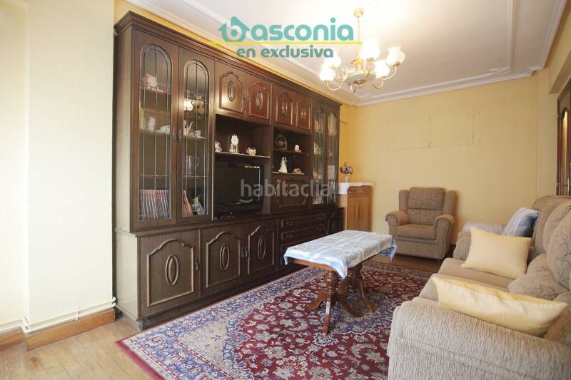 Foto 3badb1c3-adee-43e5-96ef-60e9352b918c. Flat with heating parking in Kalero-Basozelai Basauri