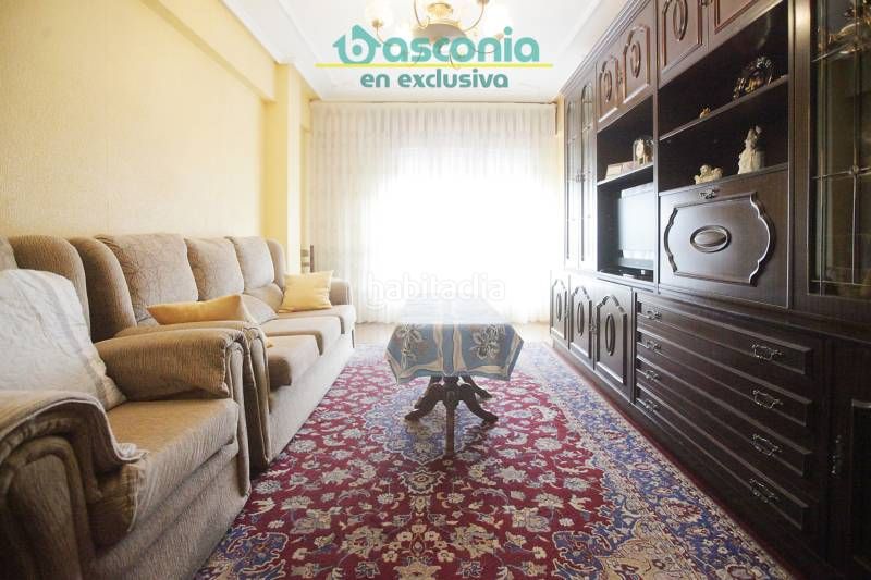 Foto c930aab2-b161-4e21-983d-ca81cb2c43e9. Flat with heating parking in Kalero-Basozelai Basauri