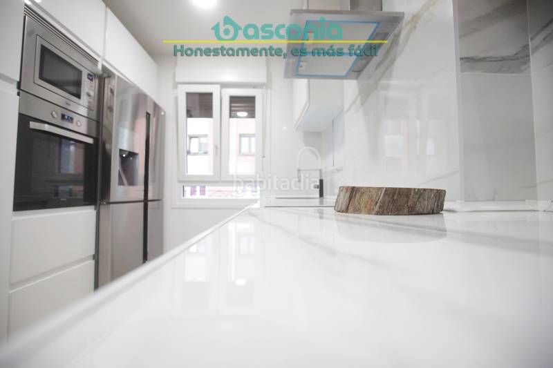 Foto bc8e6917-2843-4a92-9446-3f54082bdb8d. Pis a Kalero-Basozelai Basauri