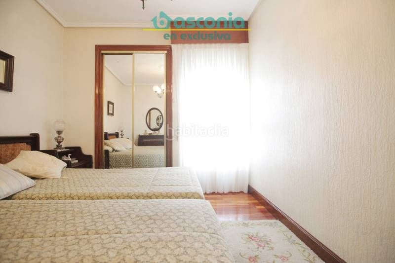Foto 7a031c4a-67ef-422c-a5d3-077d182ce1df. Pis a Centro-Ariz-Uribarri Basauri